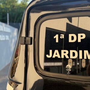 homem-desconhecido-invade-casa-e-estupra-adolescente-em-jardim