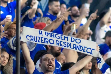 cruzeiro-engata-3a-vitoria-seguida,-quebra-tabu-contra-o-remo-e-se-afasta-do-z4-do-brasileiro
