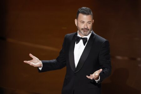 jimmy-kimmel-rebate-criticas-de-melania-trump:-‘foi-uma-piada-muito-leve’