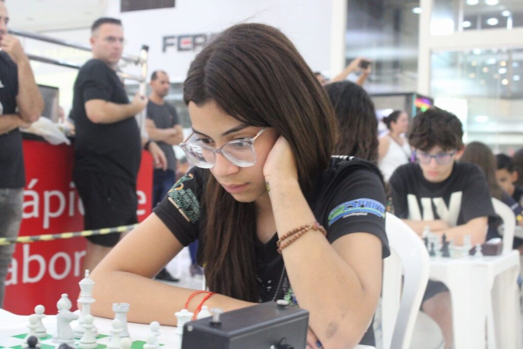 enxadristas-de-tres-lagoas-se-destacam-durante-torneio-em-aracatuba