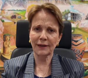Tereza diz não gostar de ser chamada de “vozinha” e confirma interesse futuro tereza-diz-nao-gostar-de-ser-chamada-de-vozinha-e-confirma-interesse-futuro