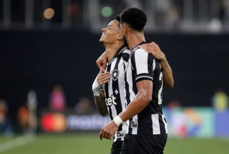 botafogo-vence-petrolero-e-segue-invicto-na-sul-americana
