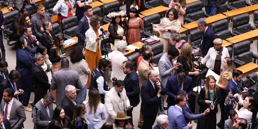 Câmara vota para derrubar veto ao PL da Dosimetria; falta o Senado camara-vota-para-derrubar-veto-ao-pl-da-dosimetria;-falta-o-senado