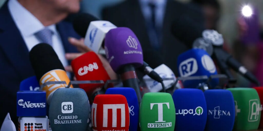 Brasil ultrapassa EUA pela 1ª vez em ranking de liberdade de imprensa brasil-ultrapassa-eua-pela-1a-vez-em-ranking-de-liberdade-de-imprensa