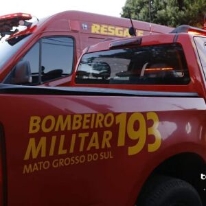 Homem é atingido por água fervente ao mexer em radiador caminhão na BR-262, em Corumbá homem-e-atingido-por-agua-fervente-ao-mexer-em-radiador-caminhao-na-br-262,-em-corumba