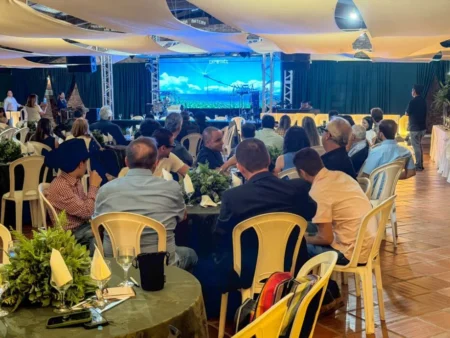 Expotrês 2026 terá shows nacionais gratuitos e prevê movimentar R$ 15 milhões