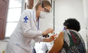 Pelo 2º ano consecutivo, MS conquista nota máxima e lidera o Brasil em cobertura vacinal Pelo 2º ano consecutivo, MS conquista nota máxima e lidera o Brasil em cobertura vacinal