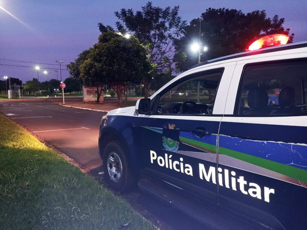 Polícia apreende drogas, arma, dinheiro e fecha ‘biqueira’ no de Lourdes