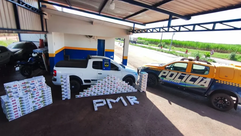 Motorista é preso com mais de R$ 3 milhões em cocaína escondida em caminhonete