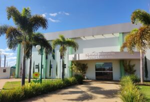 Vereadores de Água Clara terão "voucher" de R$ 3 mil para gastarem com combustível e internet