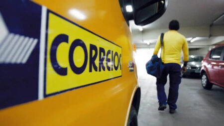Funcionários dos Correios em MS avaliam greve contra fechamento de unidades em Campo Grande