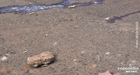 Idoso reage a assalto e tem perna quebrada a pedradas no Monte Castelo