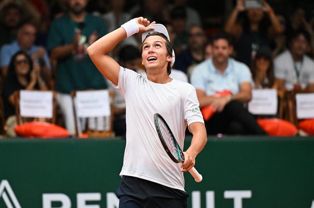 Brasileiro Léo Storck leva Roland Garros Junior no masculino