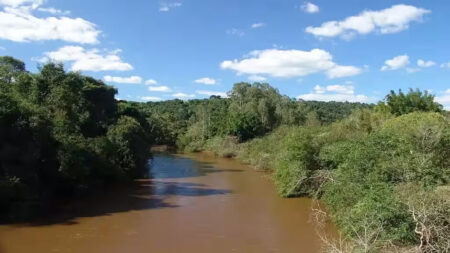 Homem tenta soltar rede de pesca e morre afogado em represa de Ribas do Rio Pardo