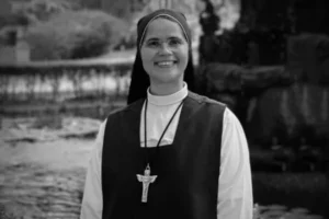 Freira brasileira morre ao salvar irmãs de afogamento na Itália
