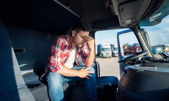 Transportadora é condenada por impor jornada exaustiva de até 12 horas a caminhoneiros em MS Transportadora é condenada por impor jornada exaustiva de até 12 horas a caminhoneiros em MS