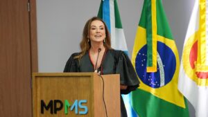 Luciana Moreira assume Procuradoria após 30 anos no MPMS Luciana Moreira assume Procuradoria após 30 anos no MPMS