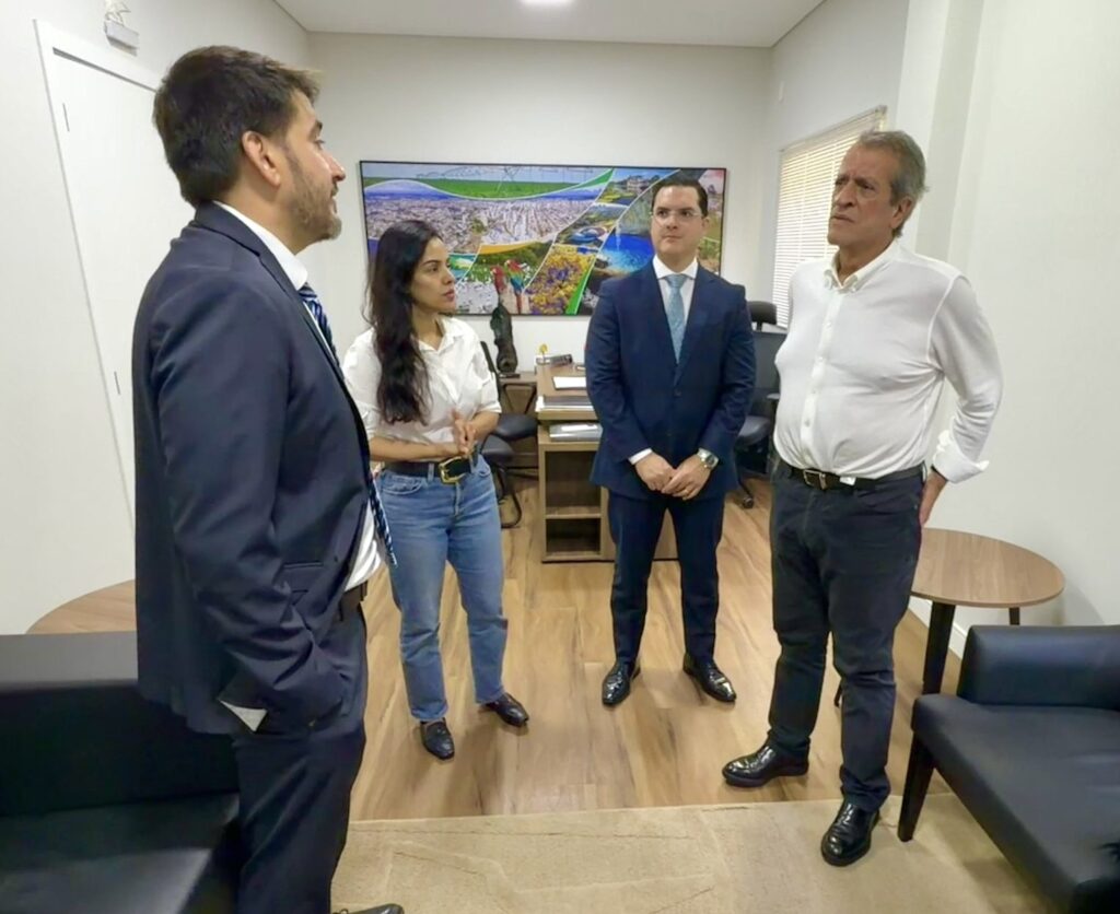 Em agenda relâmpago na Capital, Valdemar ajusta estratégia do PL com lideranças conservadoras em MS Em agenda relâmpago na Capital, Valdemar ajusta estratégia do PL com lideranças conservadoras em MS