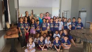 criancas-participam-de-visita-a-casa-do-artesao-em-acao-sobre-cultura-indigena