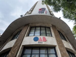 stf-decide-que-advogados-publicos-devem-se-inscrever-na-oab