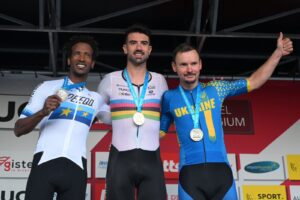 brasil-encerra-copa-do-mundo-de-ciclismo-de-estrada-com-sete-medalhas-e-ouro-de-lauro-chaman