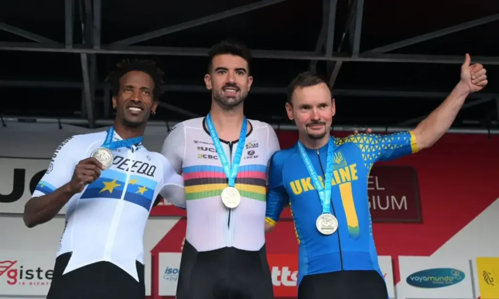 Lauro Chaman conquista ouro na Copa do Mundo de ciclismo de estrada na Bélgica lauro-chaman-conquista-ouro-na-copa-do-mundo-de-ciclismo-de-estrada-na-belgica