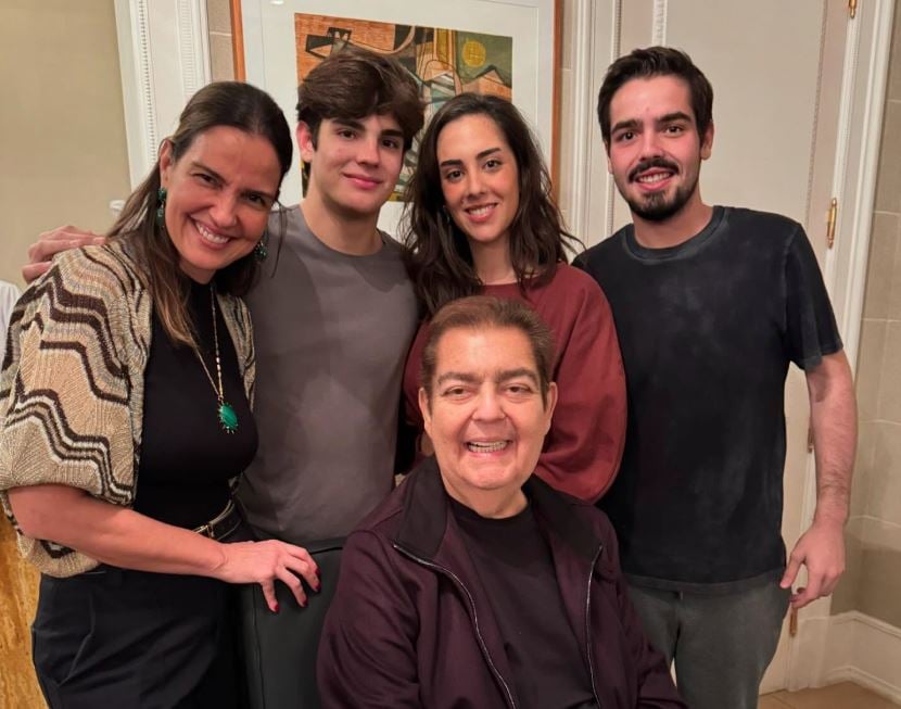 Faustão completa 76 anos e recebe homenagem da esposa: ‘retomada da vida’ faustao-completa-76-anos-e-recebe-homenagem-da-esposa:-‘retomada-da-vida’