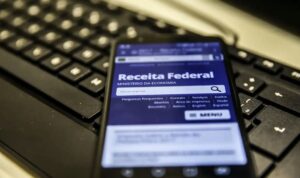 Faltando menos de um mês para o fim do prazo, maioria ainda não declarou o IR 2026 faltando-menos-de-um-mes-para-o-fim-do-prazo,-maioria-ainda-nao-declarou-o-ir-2026