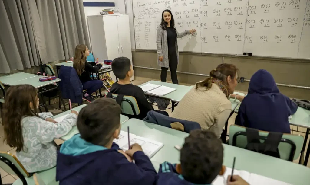 inscricoes-para-curso-de-formacao-em-matematica-vao-ate-15-de-maio