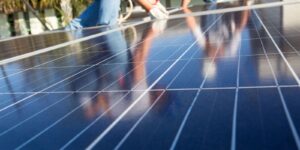 Energia solar supera R$ 300 bilhões em investimentos energia-solar-supera-r$-300-bilhoes-em-investimentos