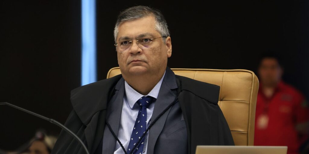 Flávio Dino mantém afastamento de Mário Neto em Macapá flavio-dino-mantem-afastamento-de-mario-neto-em-macapa
