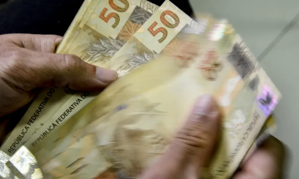 Novo Desenrola Brasil começa nesta terça com descontos de até 90% em dívidas novo-desenrola-brasil-comeca-nesta-terca-com-descontos-de-ate-90%-em-dividas