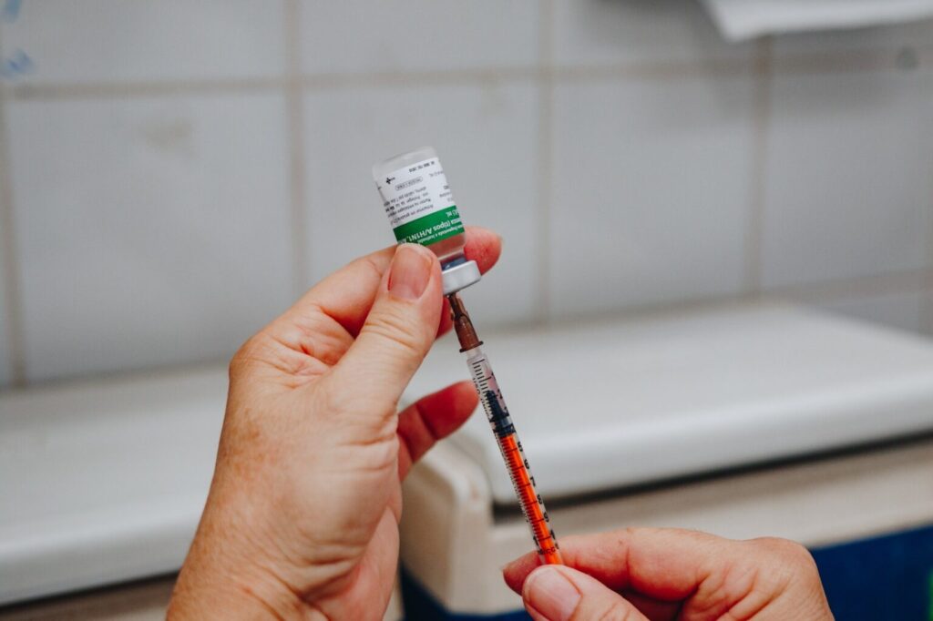 fiems-disponibiliza-vacina-contra-gripe-para-colaboradores-na-capital
