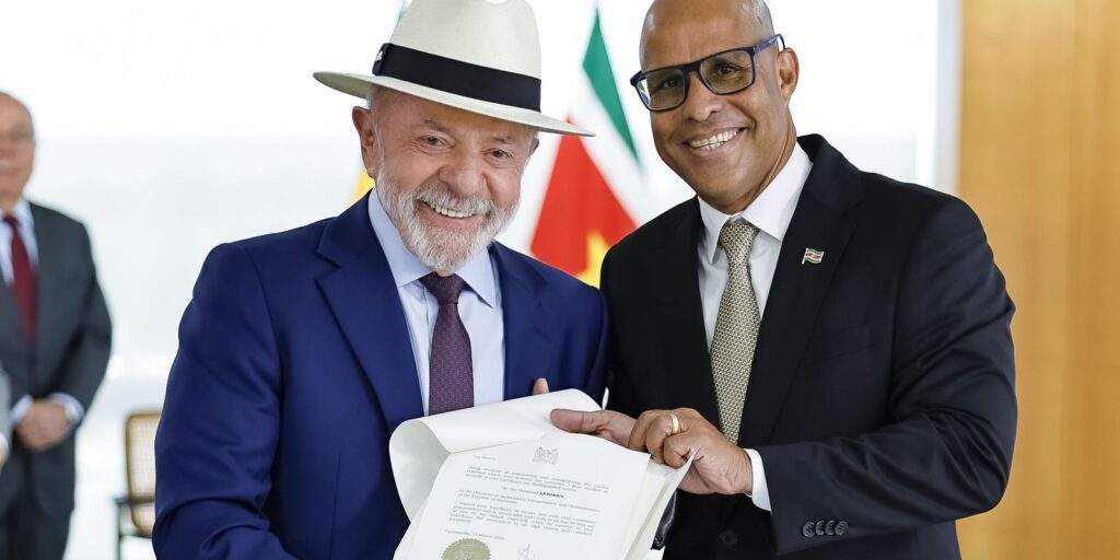 Lula recebe credenciais de sete novos embaixadores lula-recebe-credenciais-de-sete-novos-embaixadores