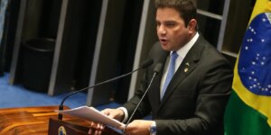 ex-governador-do-acre-e-condenado-por-organizacao-criminosa-e-fraudes