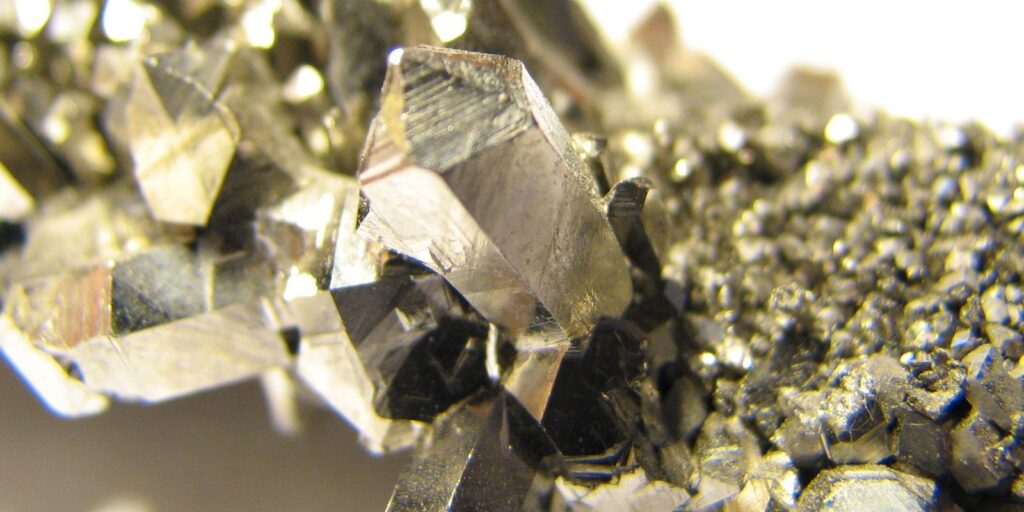 Brasil tem “vazio estratégico” em minerais críticos, diz especialista brasil-tem-“vazio-estrategico”-em-minerais-criticos,-diz-especialista
