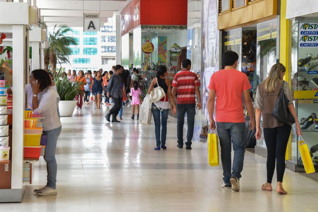 dia-das-maes-deve-movimentar-quase-r$-38-bilhoes-nos-setores-de-comercio-e-servicos