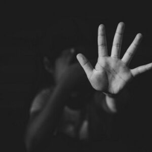 Menina é estuprada enquanto voltava da escola em MS menina-e-estuprada-enquanto-voltava-da-escola-em-ms