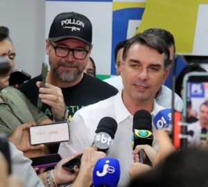 flavio-bolsonaro-reage-a-punicao-de-marcos-pollon-e-critica-decisao-do-conselho-de-etica
