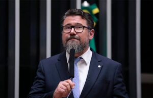 Comissão de Ética aprova suspensão de mandato de Pollon por dois meses comissao-de-etica-aprova-suspensao-de-mandato-de-pollon-por-dois-meses