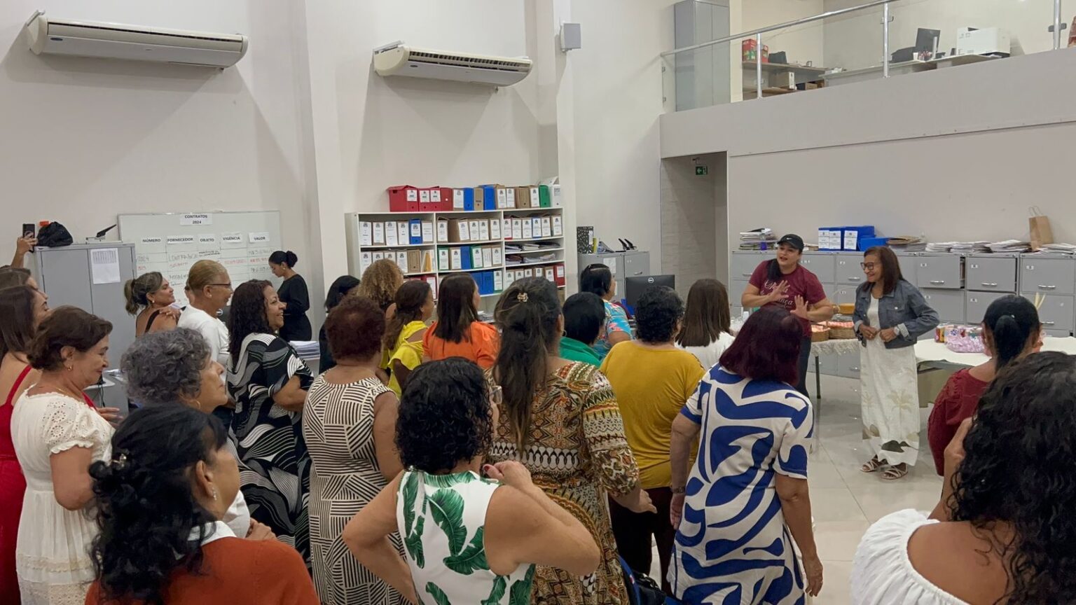 CORUMBÁ: Café da manhã reúne aposentadas e pensionistas do Funprev em homenagem ao Dia das Mães corumba:-cafe-da-manha-reune-aposentadas-e-pensionistas-do-funprev-em-homenagem-ao-dia-das-maes