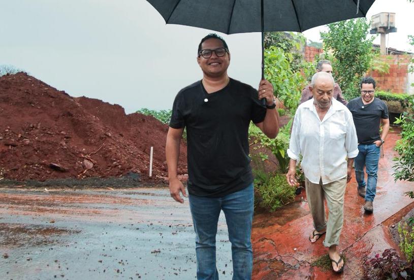Após 30 anos, Jardim Itamaracá começa a receber pavimentação apos-30-anos,-jardim-itamaraca-comeca-a-receber-pavimentacao