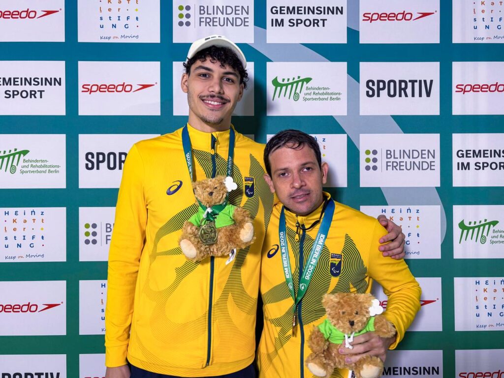 Brasil conquista 4 ouros e recorde das Américas no 2º dia do Internacional de natação em Berlim brasil-conquista-4-ouros-e-recorde-das-americas-no-2o-dia-do-internacional-de-natacao-em-berlim