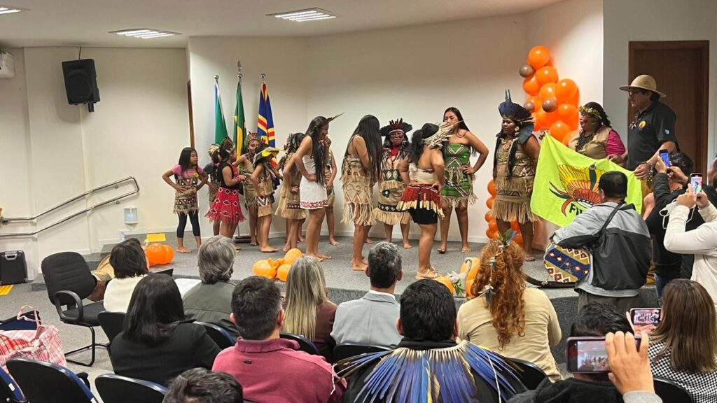 Livro em idioma Terena, marca evento de proteção à infância indígena livro-em-idioma-terena,-marca-evento-de-protecao-a-infancia-indigena