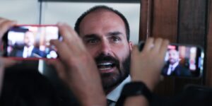 PGR pede ao Supremo condenação de Eduardo Bolsonaro por coação pgr-pede-ao-supremo-condenacao-de-eduardo-bolsonaro-por-coacao