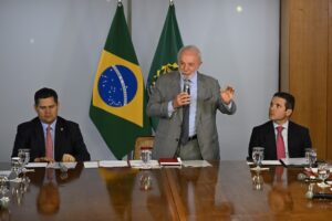 Lula diz que criará Ministério da Segurança caso PEC seja aprovada no Senado lula-diz-que-criara-ministerio-da-seguranca-caso-pec-seja-aprovada-no-senado