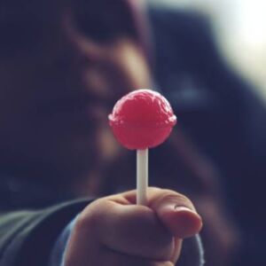 Aluno é socorrido após engasgar com pirulito em escola de Corumbá aluno-e-socorrido-apos-engasgar-com-pirulito-em-escola-de-corumba