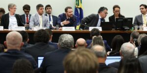Durigan diz ser contra qualquer compensação ao fim da escala 6×1 durigan-diz-ser-contra-qualquer-compensacao-ao-fim-da-escala-6×1