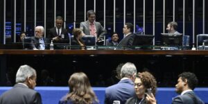 Senado aprova MP da renovação automática da CNH para bons condutores senado-aprova-mp-da-renovacao-automatica-da-cnh-para-bons-condutores