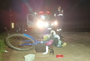 Ciclista morre atropelado por caminhão na BR-463 em Dourados ciclista-morre-atropelado-por-caminhao-na-br-463-em-dourados
